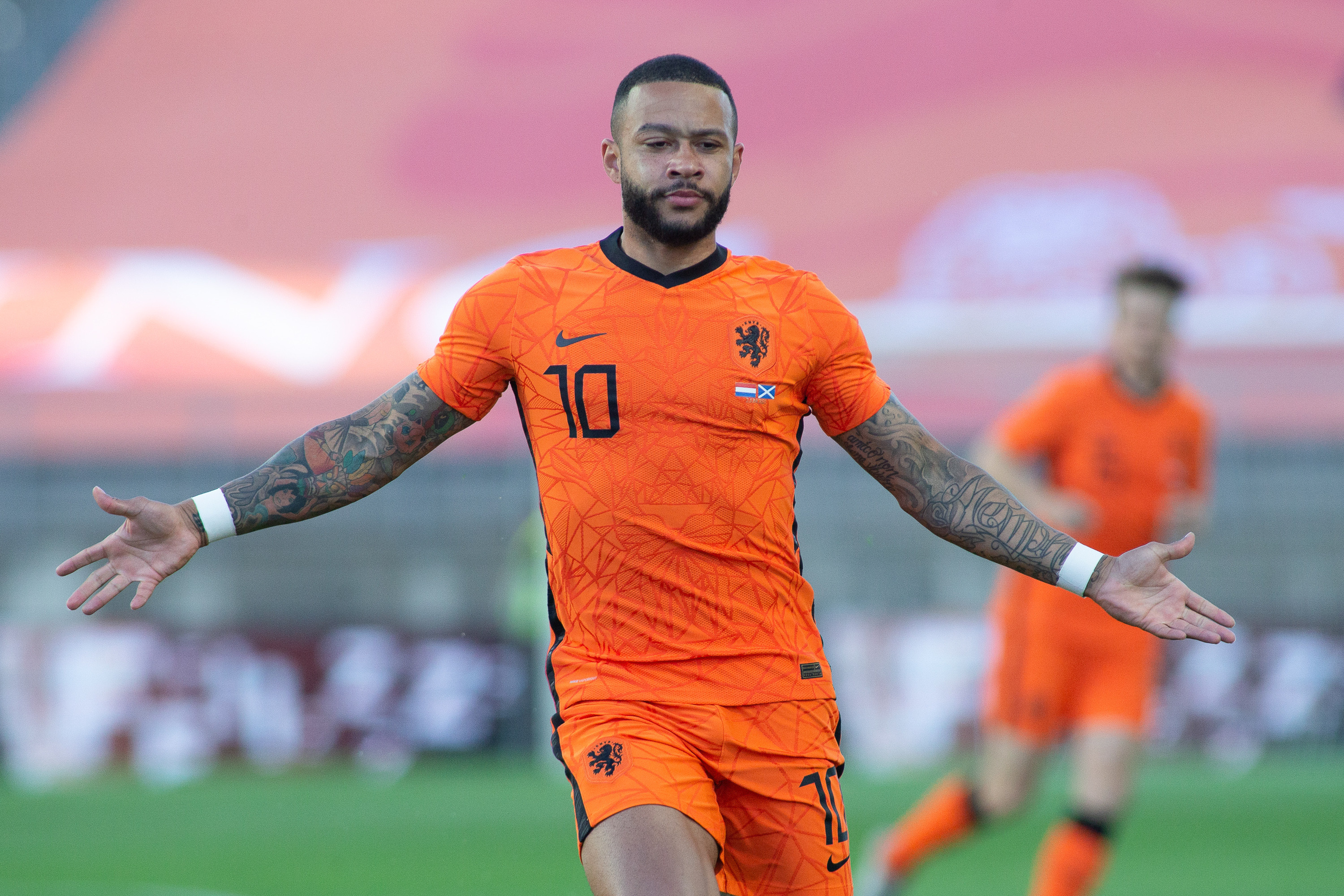 Memphis Depay es nuevo jugador del FC Barcelona