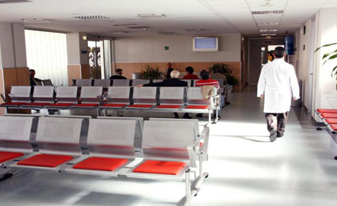 El Hospital General de Catalunya extirpa tumores cerebrales con una técnica de fluorescencia