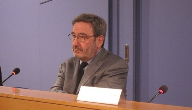Narcis serra catalunya caixa