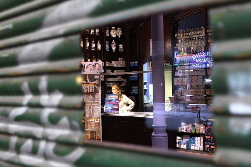 Hospitales y farmac&eacute;uticos de Catalunya cobran 573,7 millones de pagos pendientes