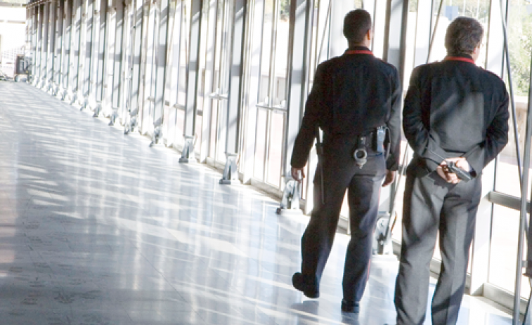 ​Alternativa Sindical planea extender la huelga de vigilantes de Ilunion a El Prat