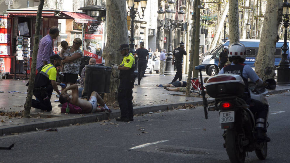 Lasimagenesdelosatentadosdelasramblasdebarcelonaydecambrils