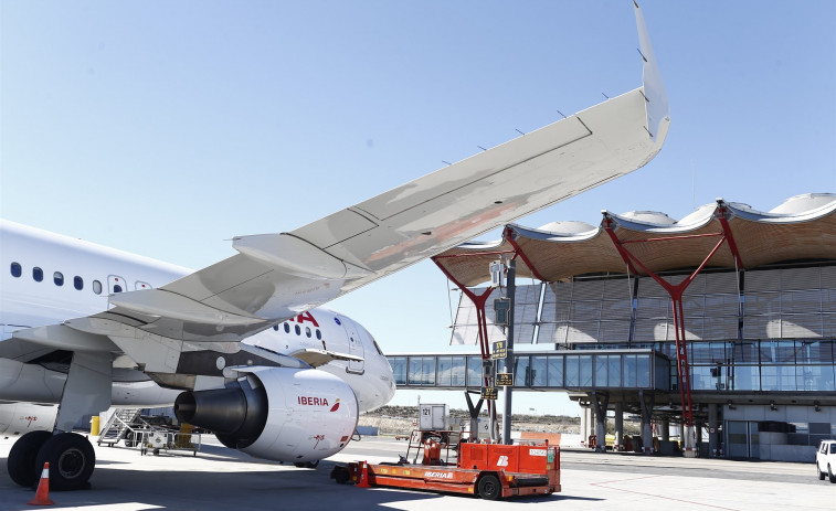 Sindicatos amenazan con hacer huelga en el servicio de tierra de los aeropuertos españoles