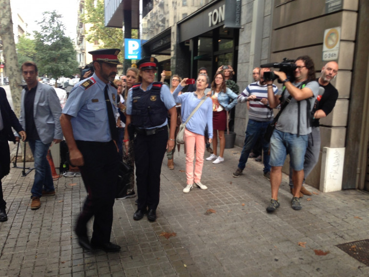 Mossos, Guardia Civil y Policía deben requisar las urnas para el referéndum ilegal