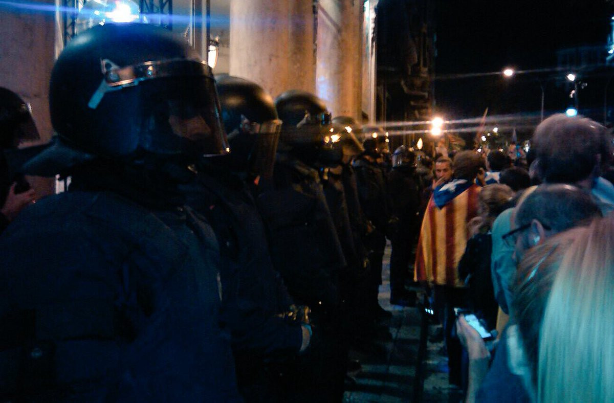 Mossos Economia cordon