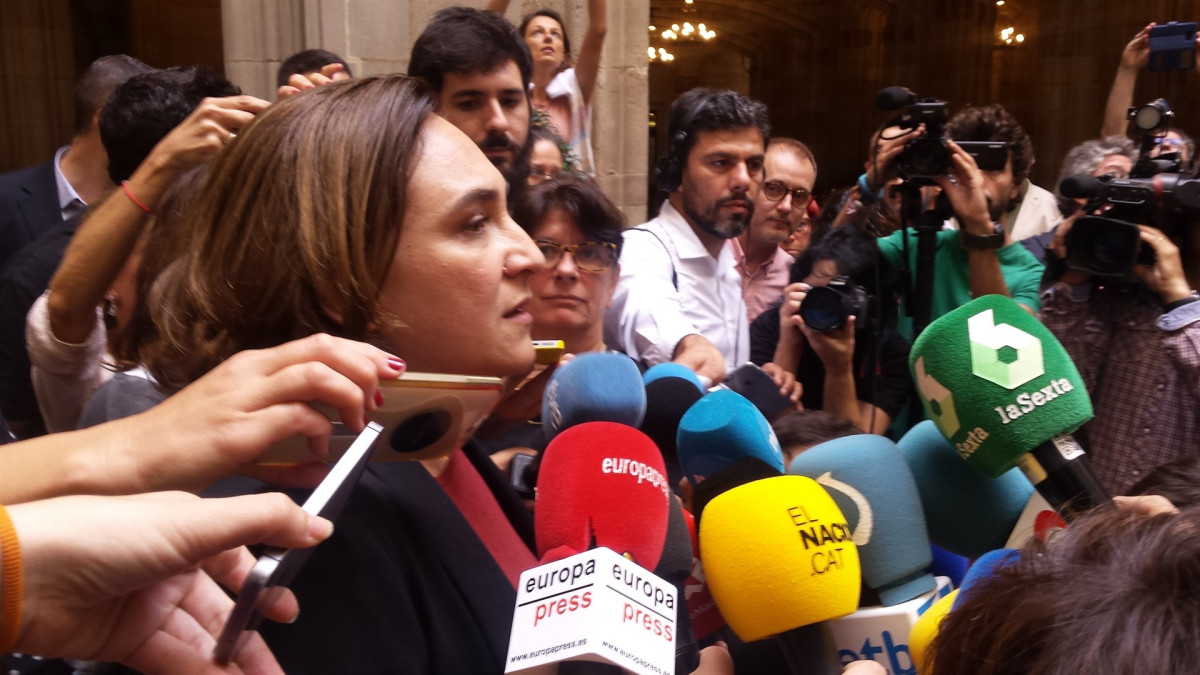 Ada colau alcaldesa de barcelona