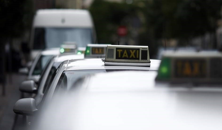 Taxi