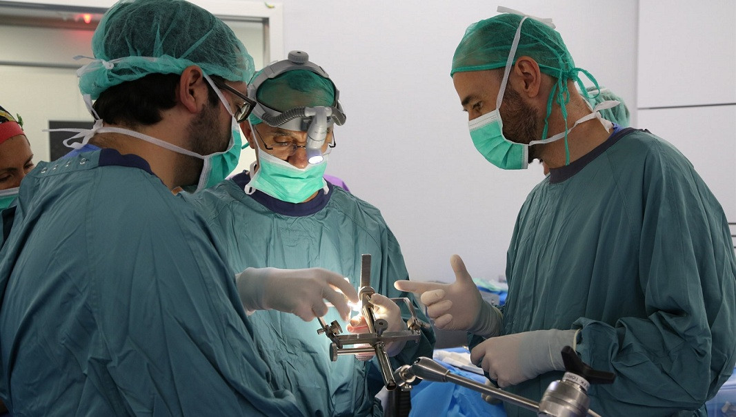 Vall d'hebron da vinci apnea