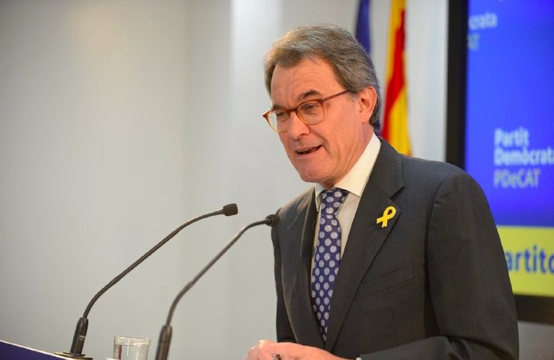 Artur más dimisión pdecat 09012017