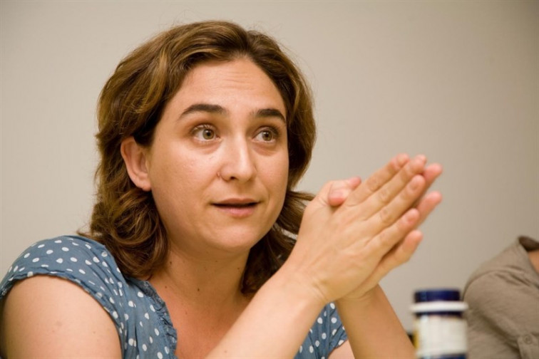 Colau admite que se ha planteado dimitir durante el último año