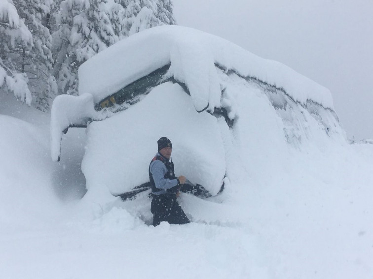 ​El 112 recibe 578 llamadas por la nieve en una noche