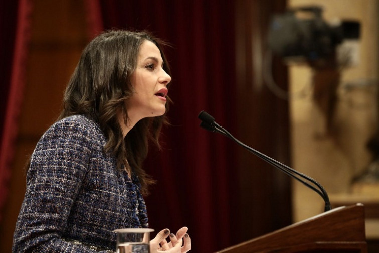 Arrimadas carga contra los separatistas por volver a 