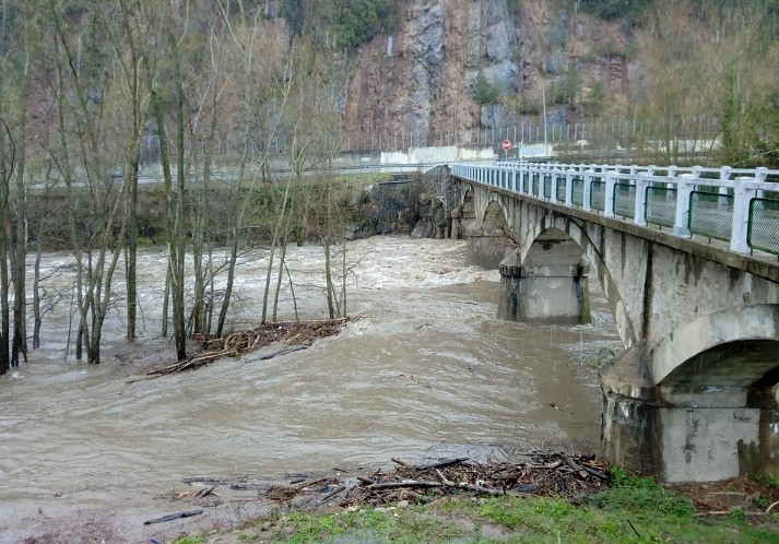 Inundaciones alerta caudal río ríos tiempo 11042018