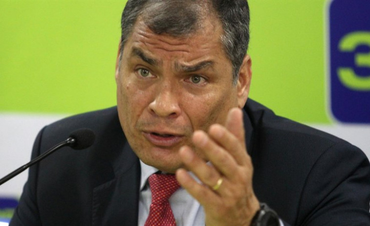 El expresidente de Ecuador denuncia que en América Latina 