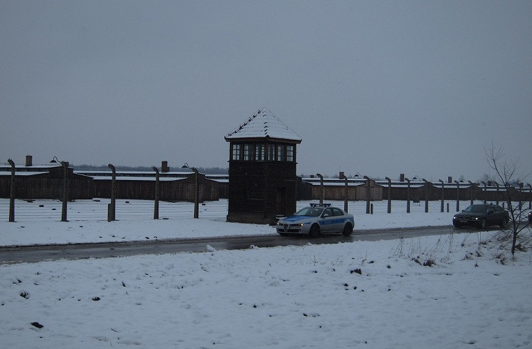 Auschwitz campo concentración nazi alemania general ss 16042018