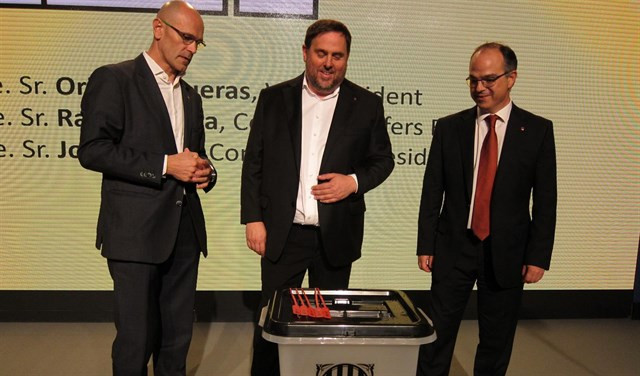 Campaña referendum 1 O romeva junqueras turull 20042018