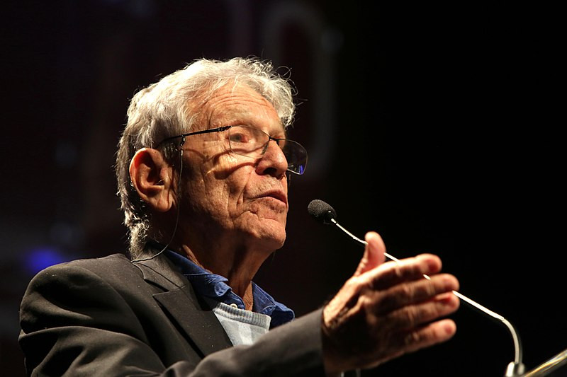 Amos oz
