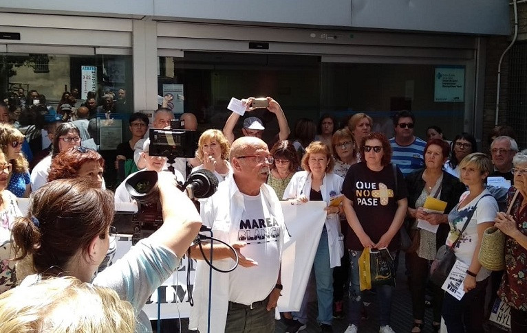 Sanitarios catalanes listas de espera concentración 24052018