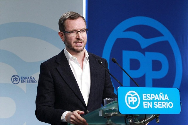 Maroto carga contra Santamaría:  