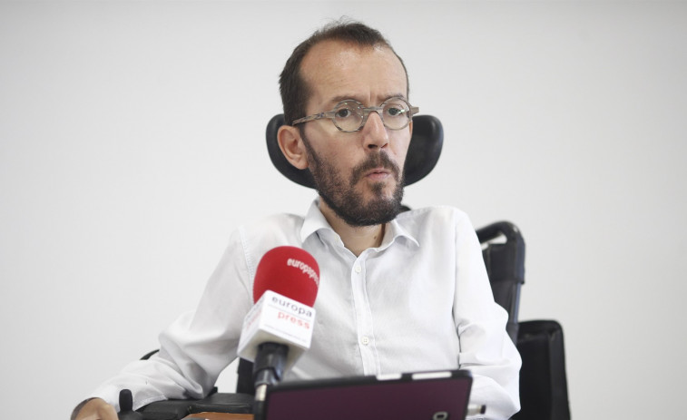 Echenique urge al Gobierno a dejar de vender armas a Arabia Saudí y critica a Celaá