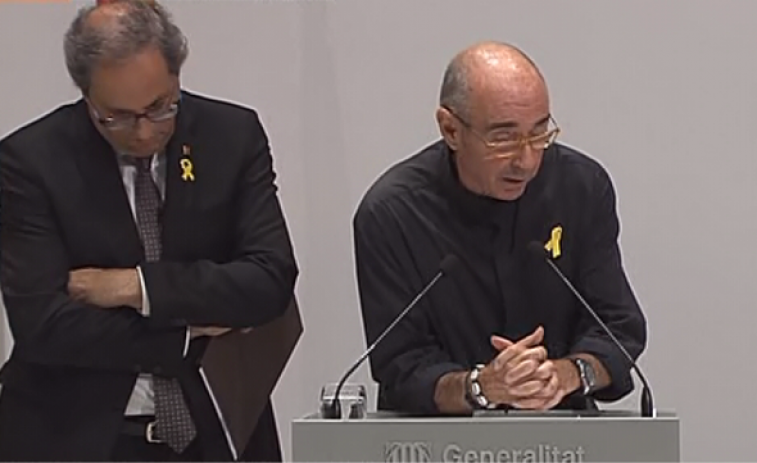 Torra y Llach presentan una nueva pantomima que evidencia la agonía del procés
