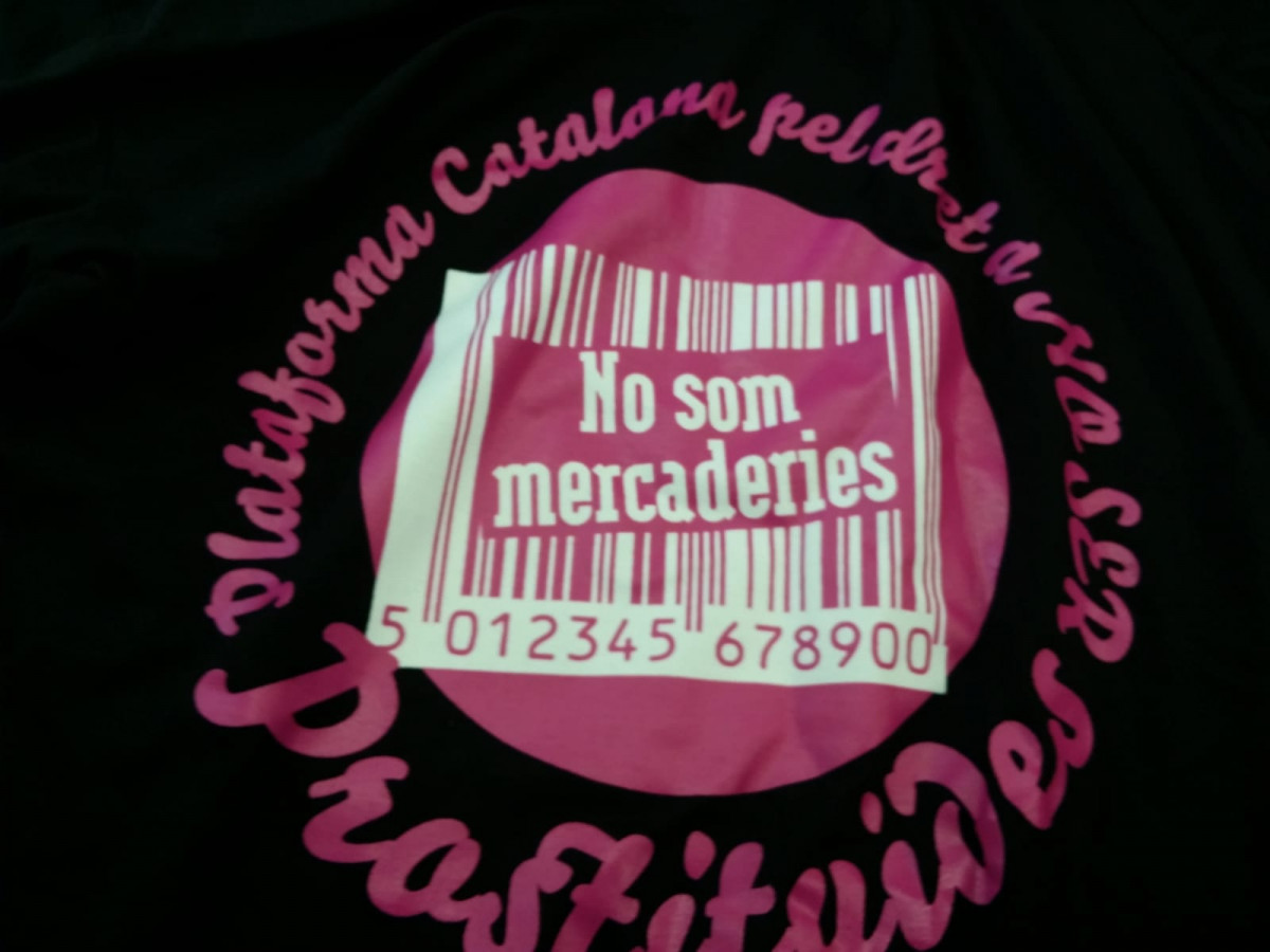 Camiseta logo prostitución