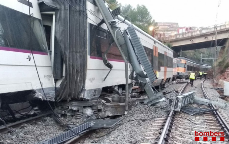 Un muerto y varios heridos al descarrilar un tren de Rodalies entre Terrassa y Manresa