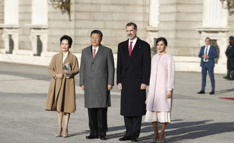Honores de Estado en la llegada de Xi Jinping en España