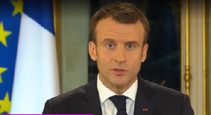 Macron comparece