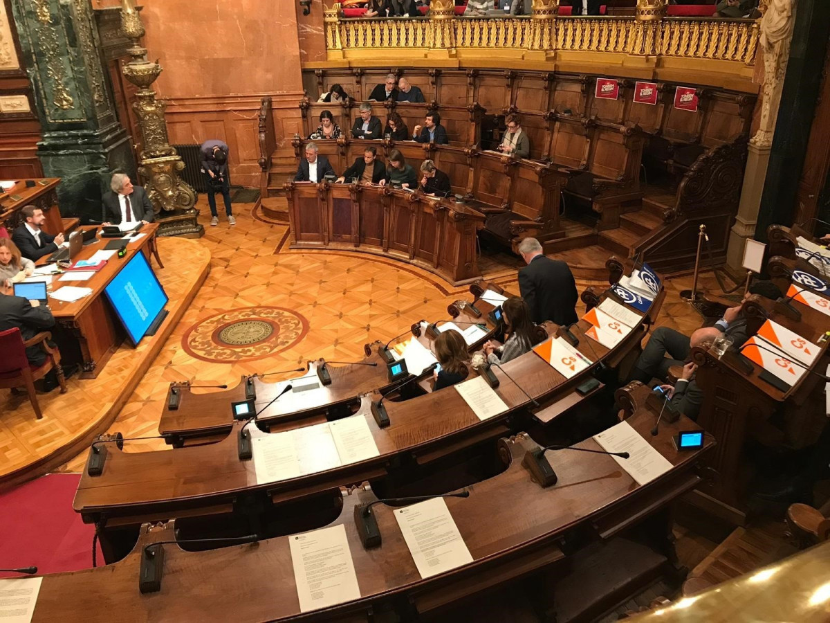 PDeCAT ERC CUP abandonan el Pleno de Barcelona el 21D