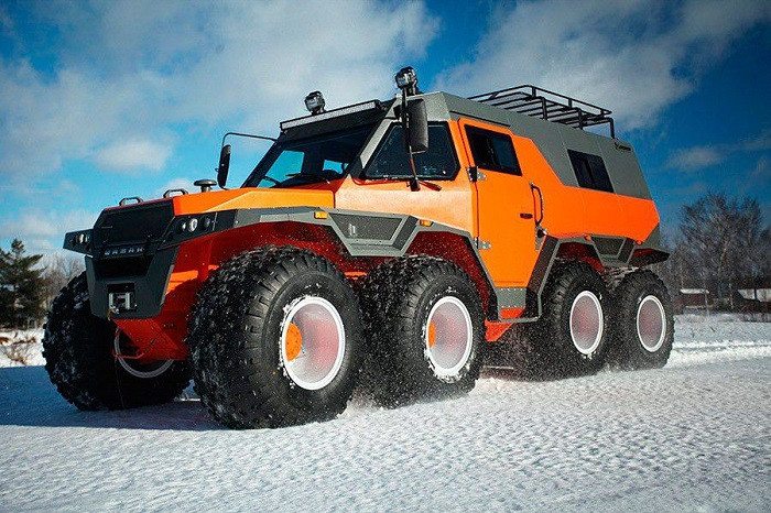 Avtoros Shaman 8x8