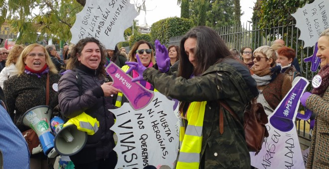 Protesta feminista Parlamento andaluz