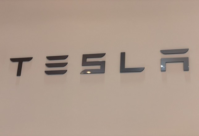 Tesla logo