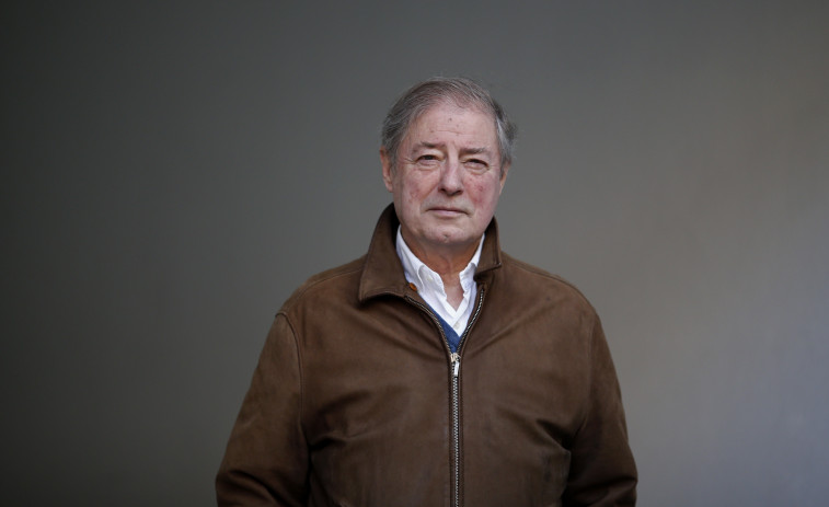 Félix de Azúa sobre la financiación de la RAE: 