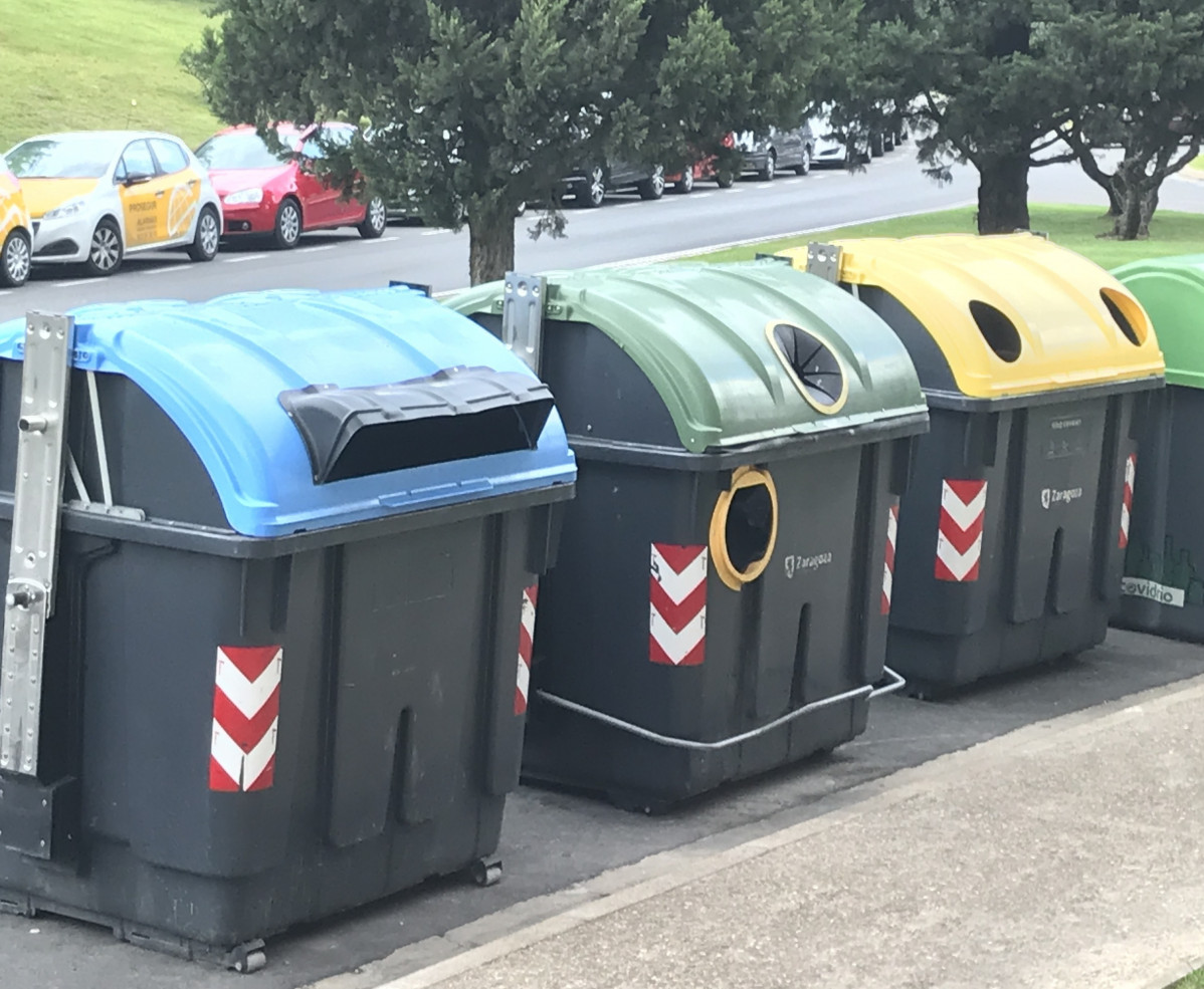 EuropaPress 1373347 Contenedores de recogida selectiva de basura