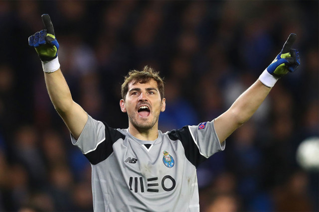 Casillas quiere acabar su carrera como portero del FC Porto