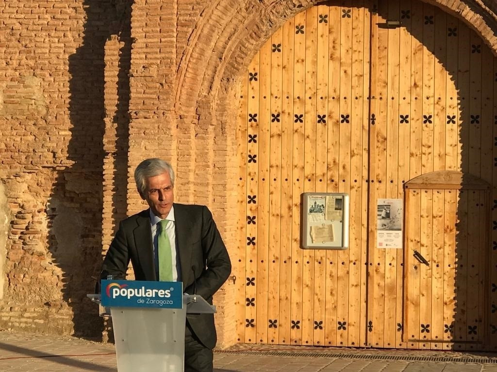 Adolfo suárez illana foto