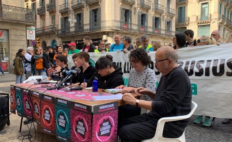 La estrategia del Sindicat de Llogaters para que los inmigrantes usen el catalán