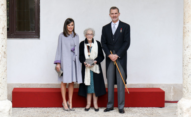 La poeta uruguaya Ida Vitale recibe el Premio Cervantes a los 95 años