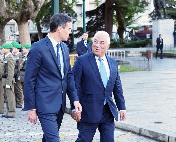 Antonio costa con pedro su00e1nchez