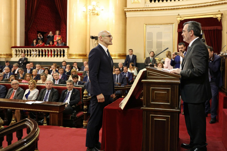 ​El Senado pasa a Romeva al Grupo Mixto y suspende su retribución