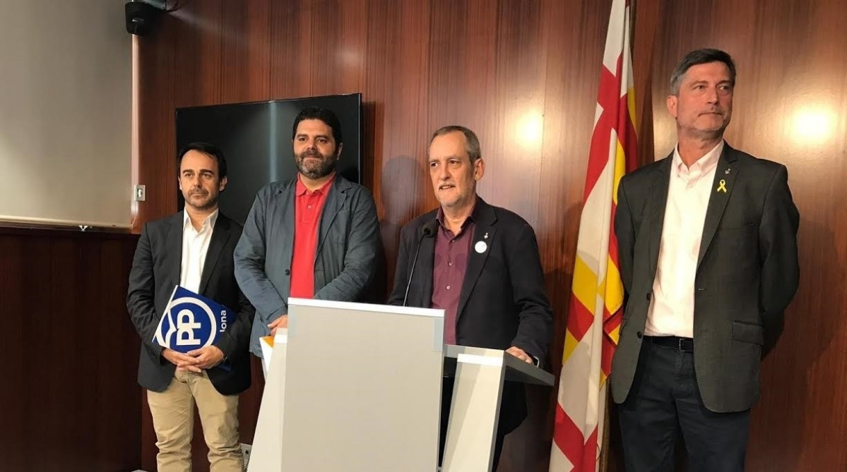 ERC, JxCat, Cs y PP tumbaru00e1n el cartapacio de Colau si quiere ahogar a la oposiciu00f3n