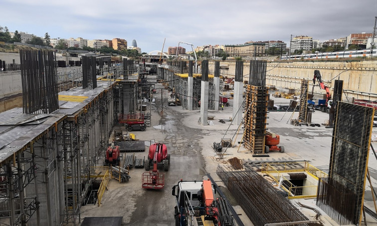 Las obras de la Sagrera están al 40 por ciento sin plazo de finalización