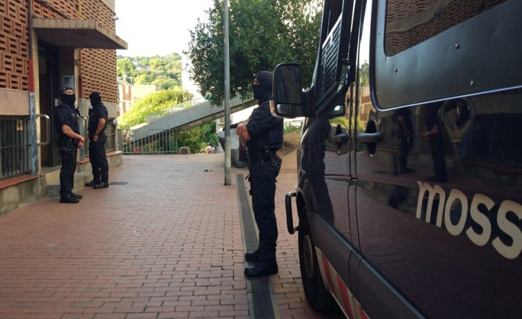 Operativo contra el tráfico de cocaína en Ciutat Meridiana