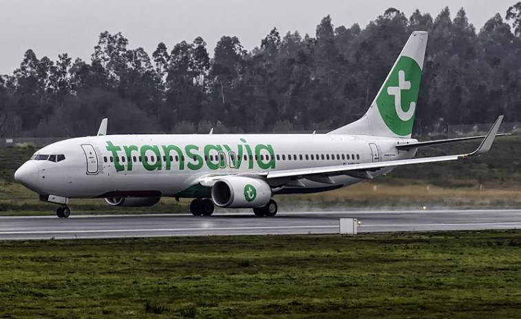 Cancelan un vuelo París-Barcelona tras el arresto de un hombre con cuchillo