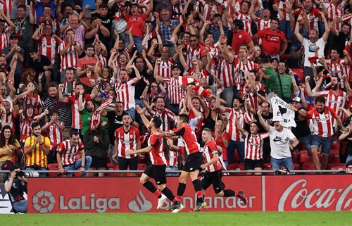 Aduriz golazo