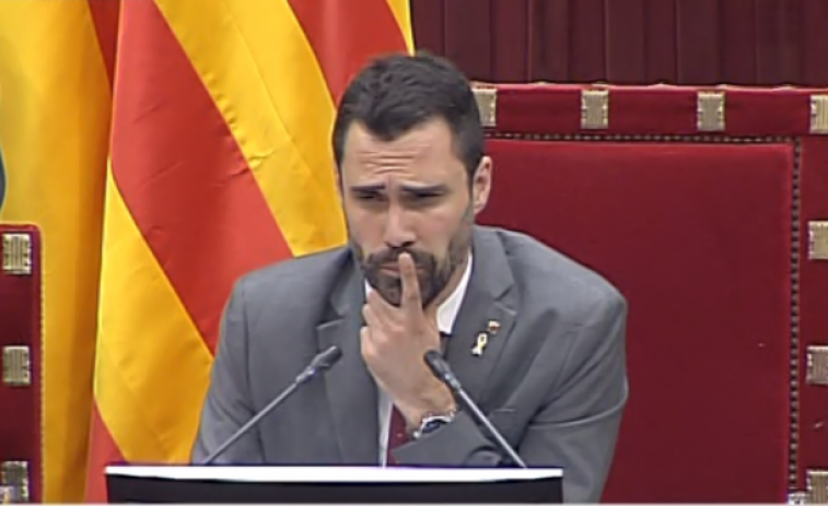 El Parlament aplaza una semana el pleno