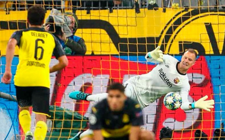 Ter Stegen salva al FC Barcelona del desastre en Dortmund