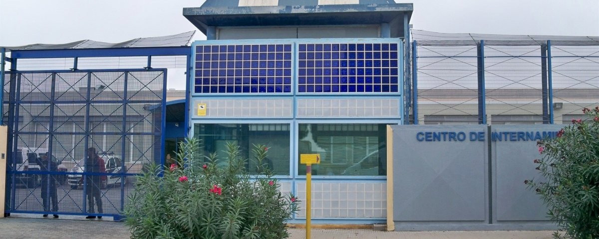 Centro de Internamiento de Extranjeros Barcelona