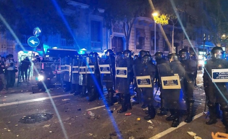 Buch activa una purga contra las actuaciones de los Mossos durante los disturbios